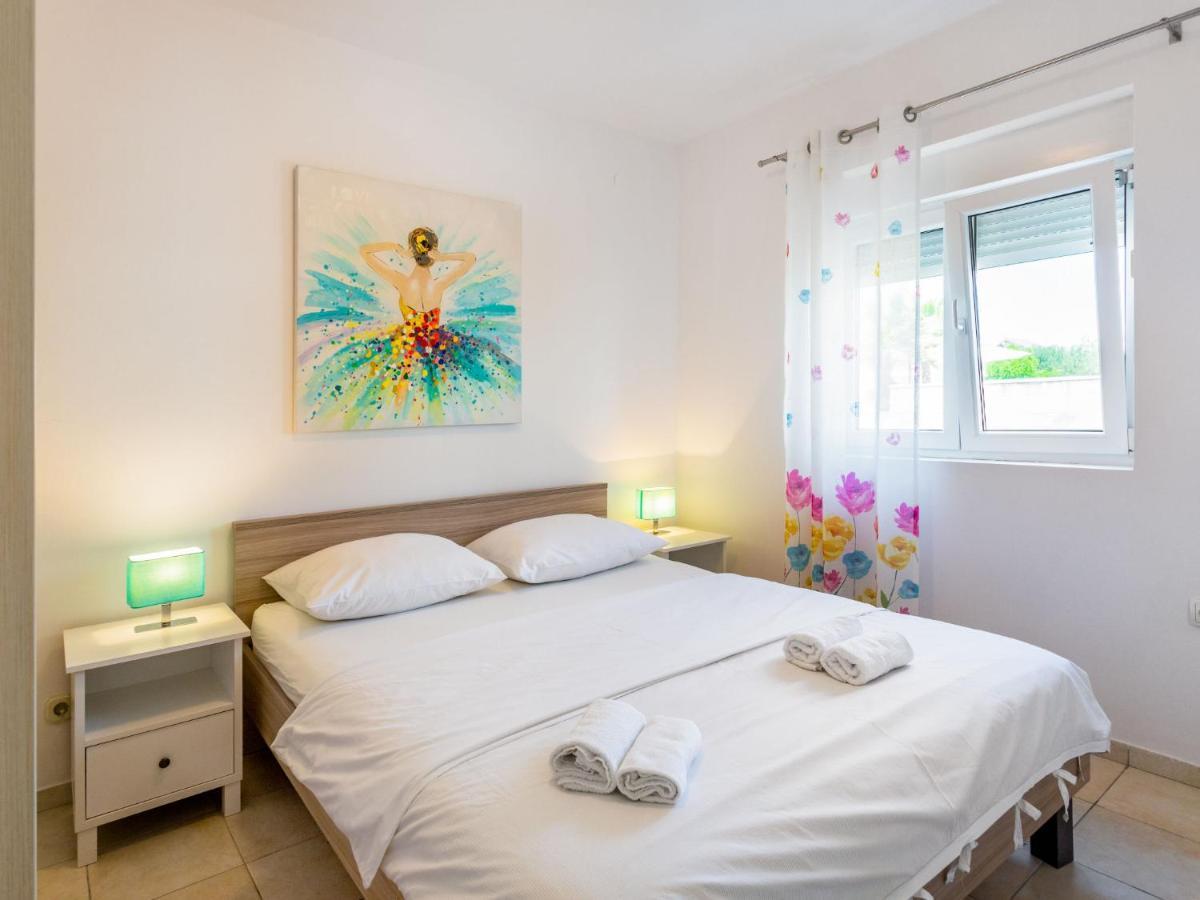 Apartment Tino - Zad511 By Interhome Sukošan Buitenkant foto